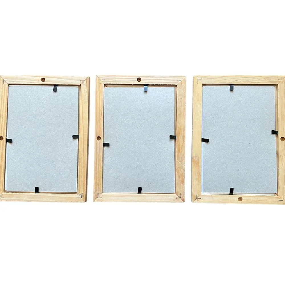 Lot of 6 Frames, Various Sizes, Table and/or Wall Frames